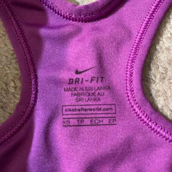 NikeĀ DriFitāRacerbackāSportsāBraāXS - Picture 2 of 4